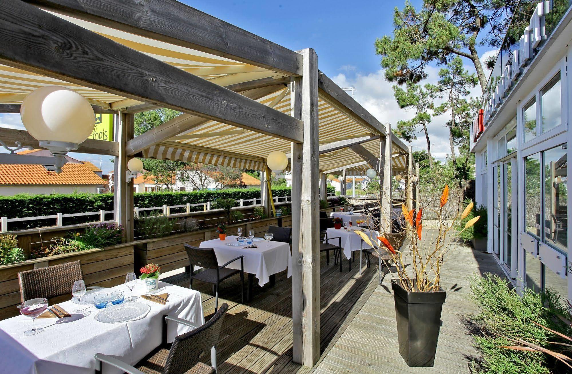 Logis Les Cols Verts La Tranche-sur-Mer Εξωτερικό φωτογραφία