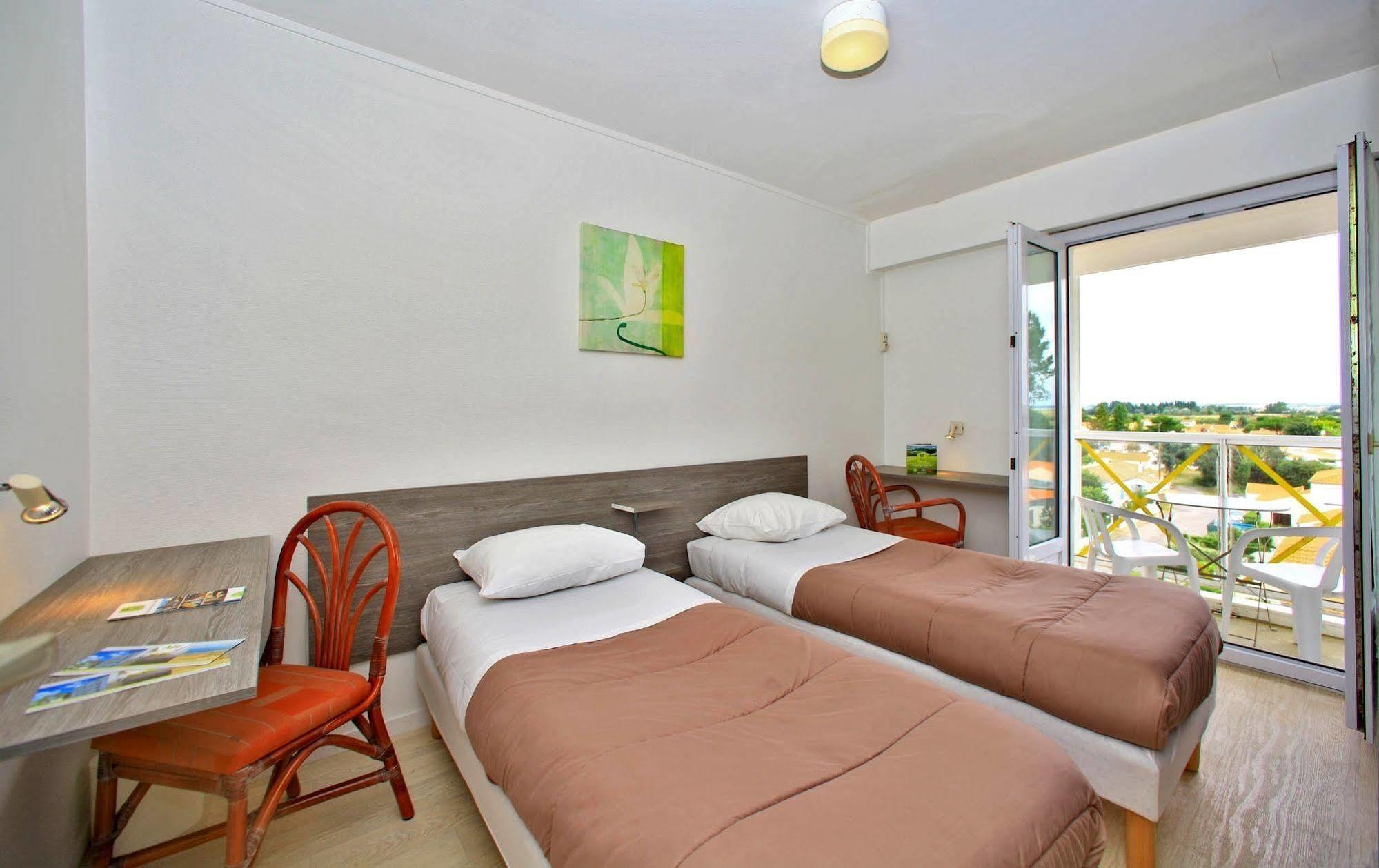 Logis Les Cols Verts La Tranche-sur-Mer Εξωτερικό φωτογραφία