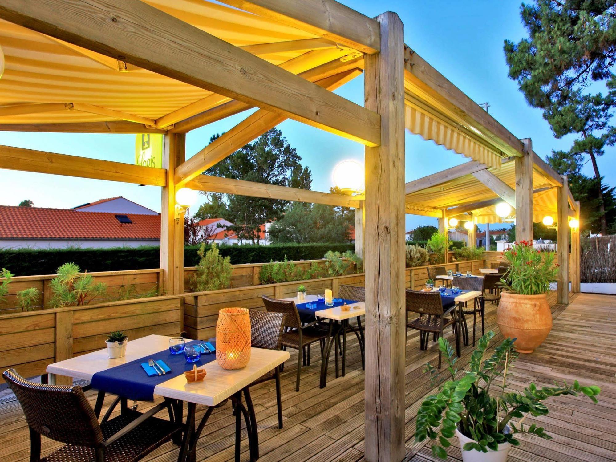 Logis Les Cols Verts La Tranche-sur-Mer Εξωτερικό φωτογραφία